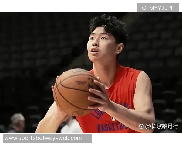 杨瀚森9分创中国球员NBA得分新高迎来苦尽甘来的辉煌时刻 杨瀚森9分创中国球员NBA得分新高迎来苦尽甘来的辉煌时刻