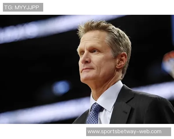 争议判罚引发热议科尔自爆勇士惜败背后的真相与反思